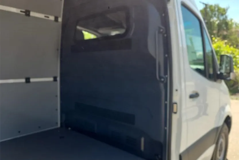 2024 Mercedes Benz Sprinter 2500 144 WB photo 1