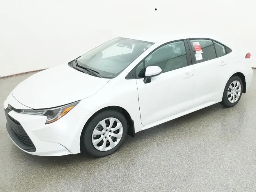 2026 Toyota Corolla LE photo 1