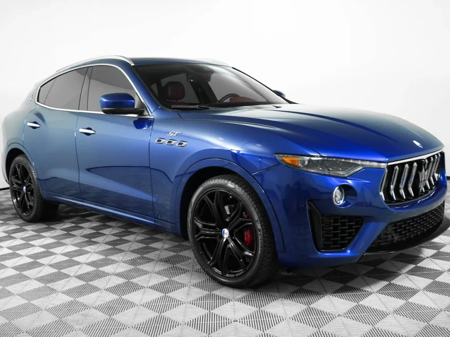 2022 Maserati Levante GT photo 1