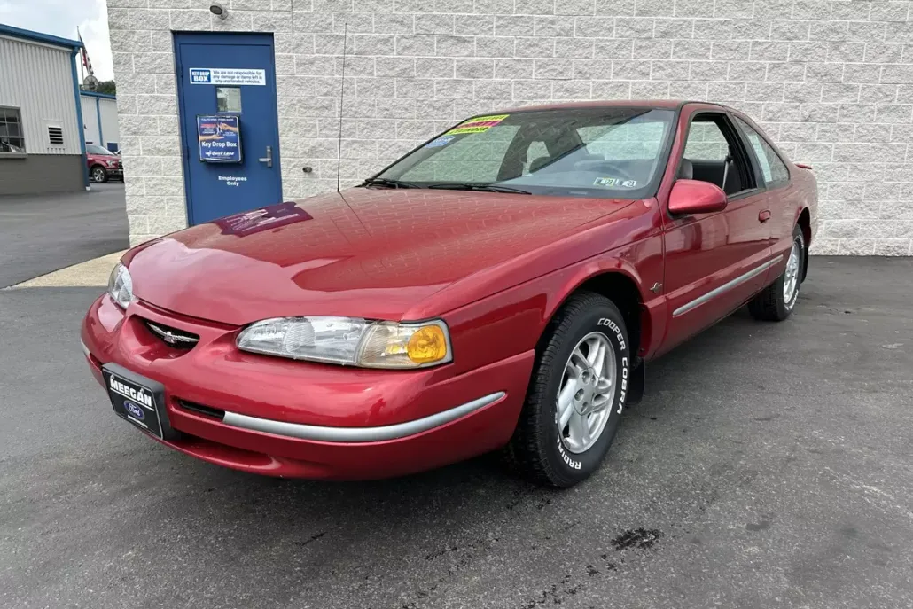 1997 Ford Thunderbird photo 1