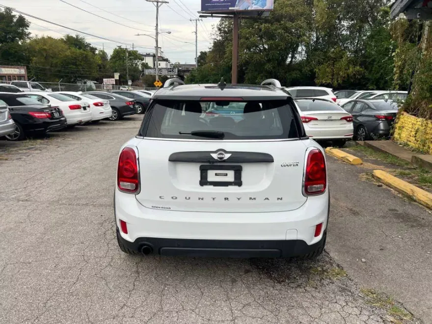 2017 Mini Countryman ALL4 photo 1