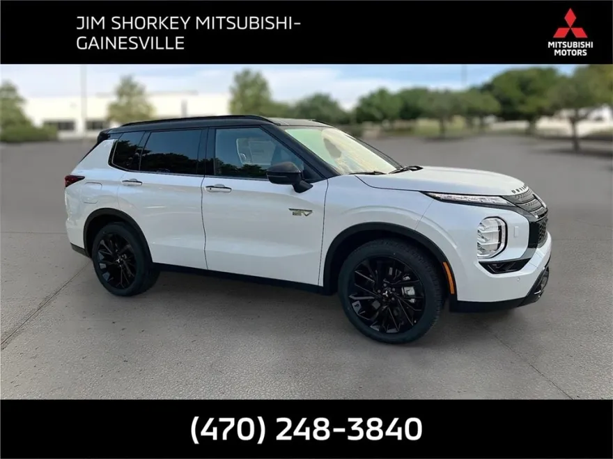 2025 Mitsubishi Outlander PHEV photo 1