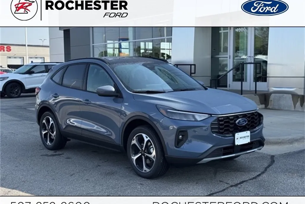2025 Ford Escape ST-Line Select Hybrid photo 1