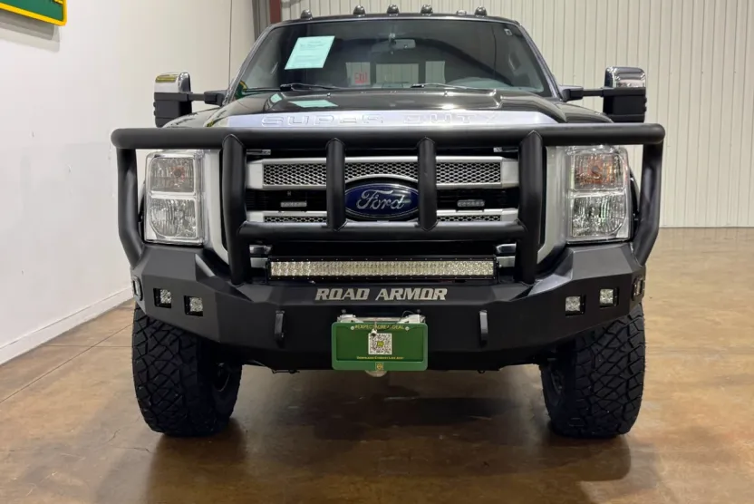 2015 Ford F-250 Platinum photo 1