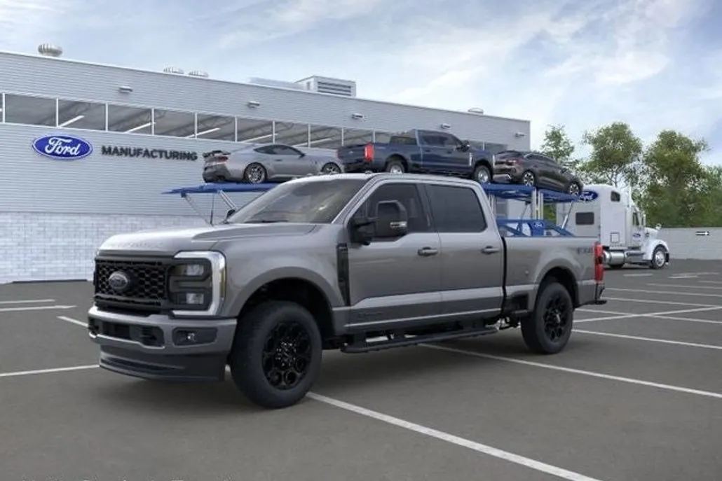 2025 Ford F-250 photo 1