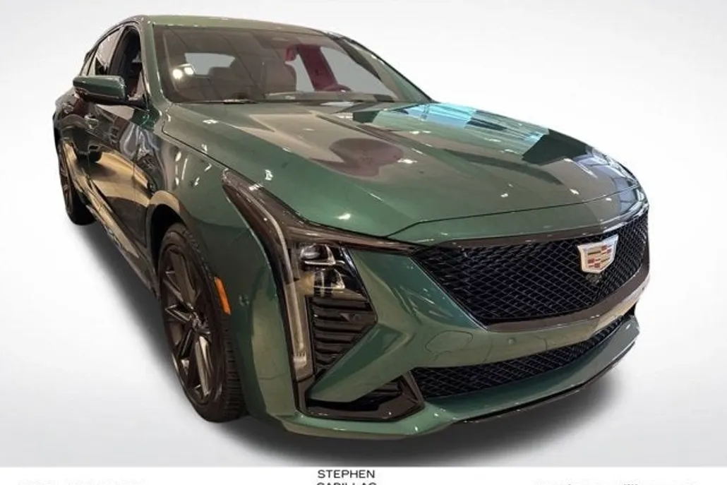 2026 Cadillac CT5 V photo 1