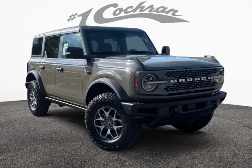 2025 Ford Bronco Badlands photo 1