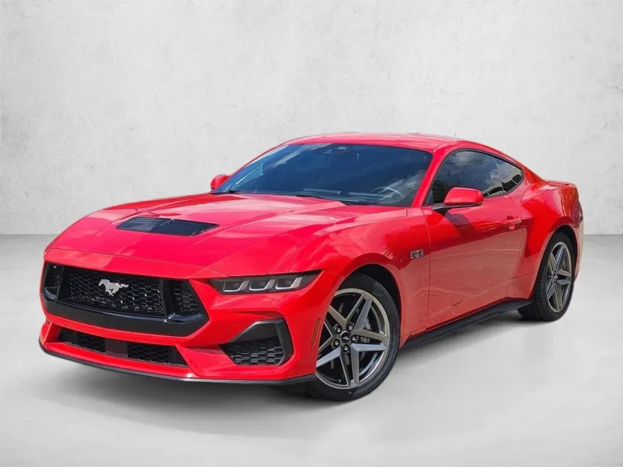 2024 Ford Mustang GT photo 1