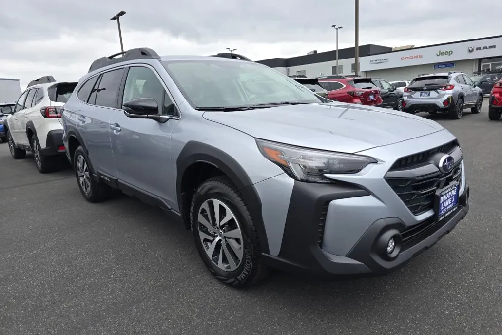 2025 Subaru Outback Premium photo 1