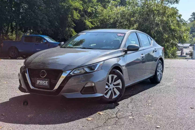 2020 Nissan Altima 2.5 S photo 1