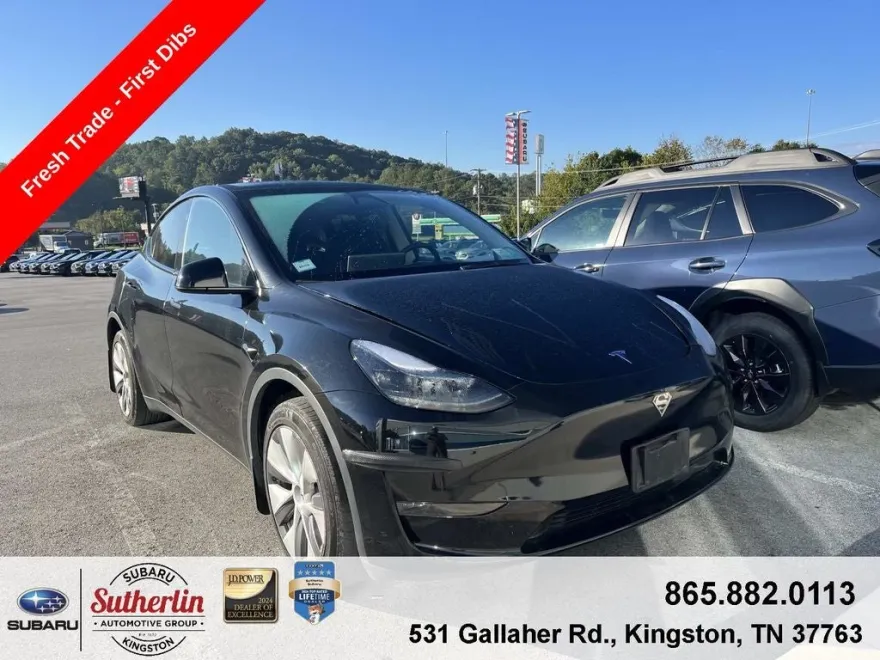 2023 Tesla Model Y Long Range photo 1