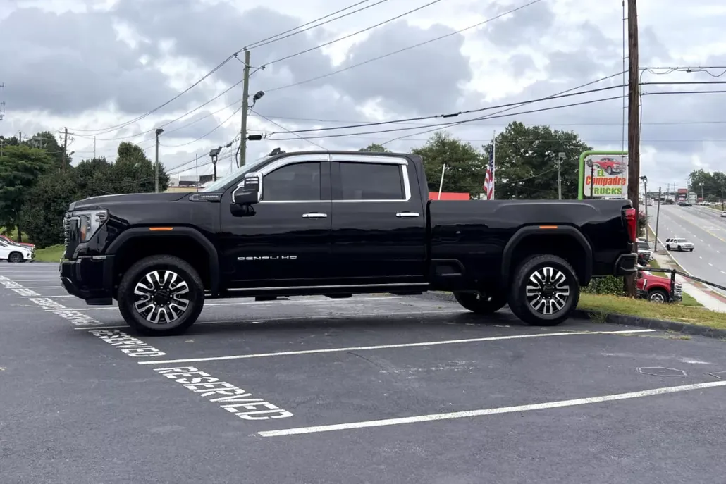 2024 Gmc Sierra HD Denali Ultimate photo 1