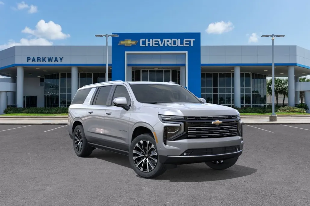 2025 Chevrolet Suburban High Country photo 1