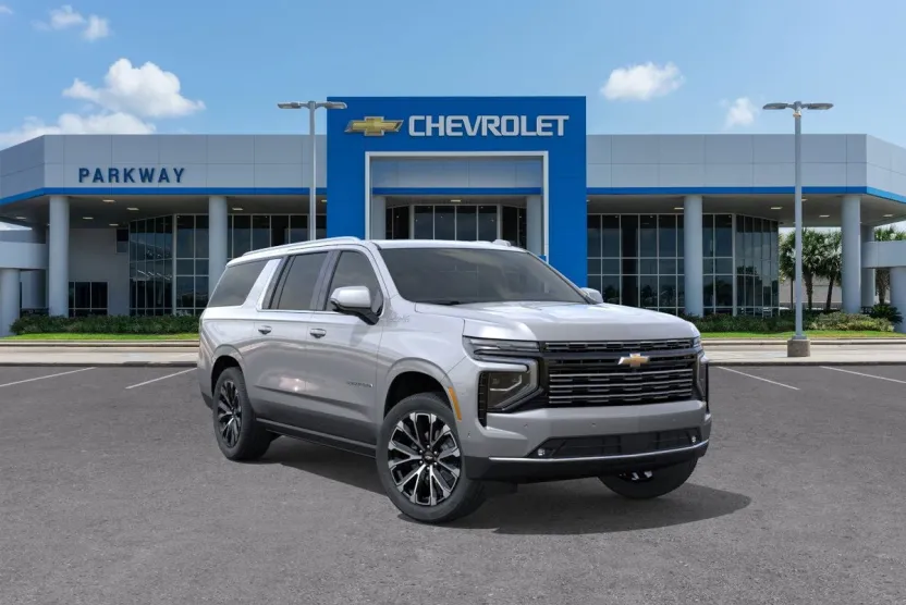 2025 Chevrolet Suburban High Country photo 1