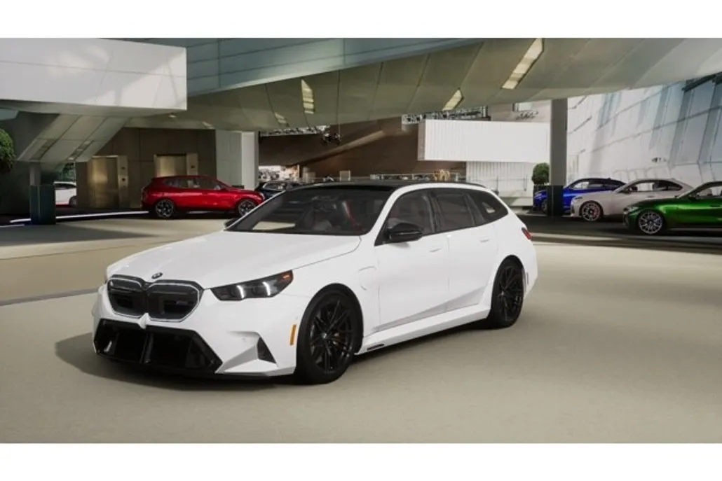 2026 Bmw M5 5 Touring photo 1