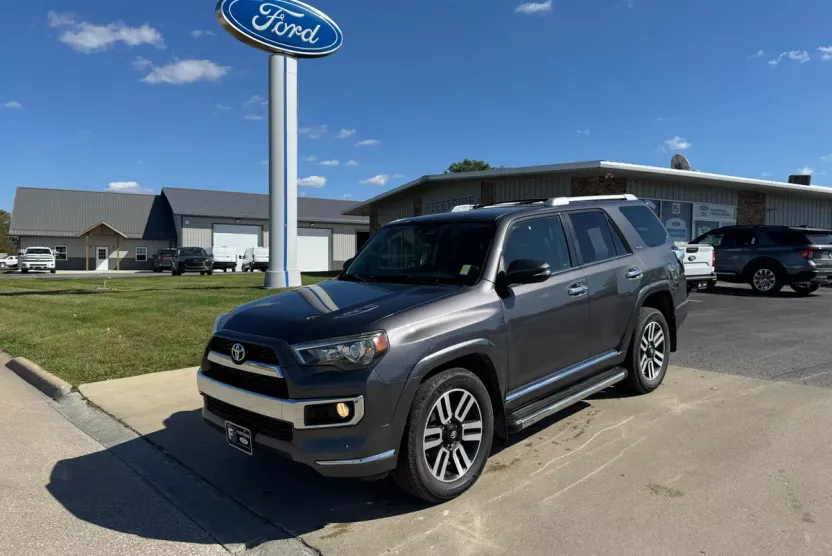 2014 Toyota 4Runner Limited photo 1