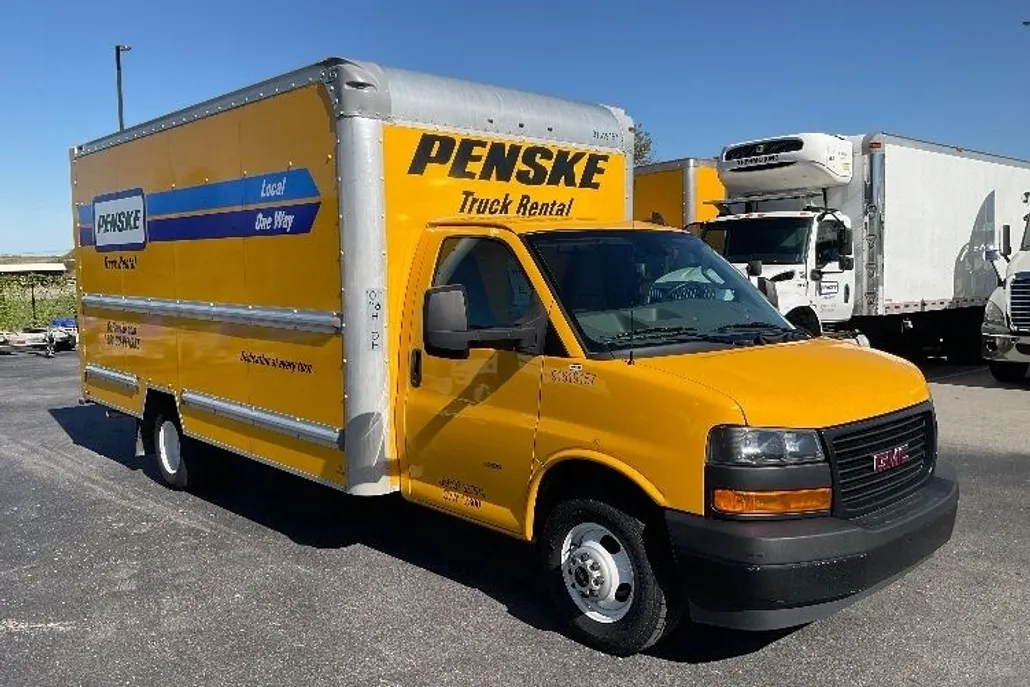 2021 Gmc Savana 3500 Cutaway photo 1