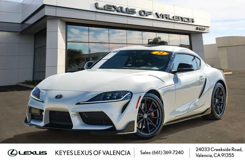2024 Toyota Supra 3.0 Premium photo 1