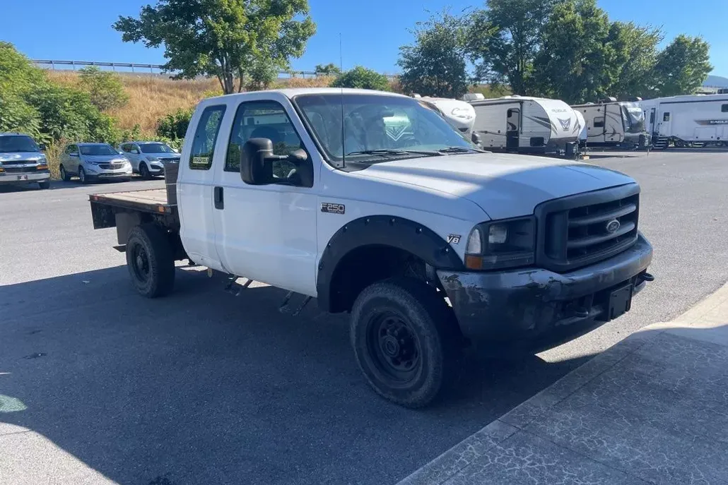2002 Ford F-250 XL photo 1