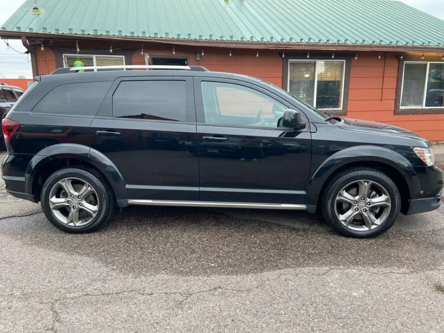 2017 Dodge Journey Crossroad photo 1