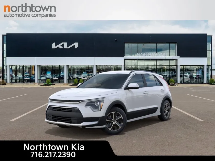 2025 Kia Niro LX photo 1