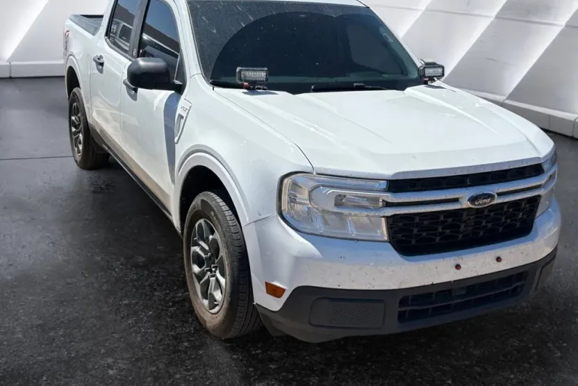 2024 Ford Maverick XLT photo 1
