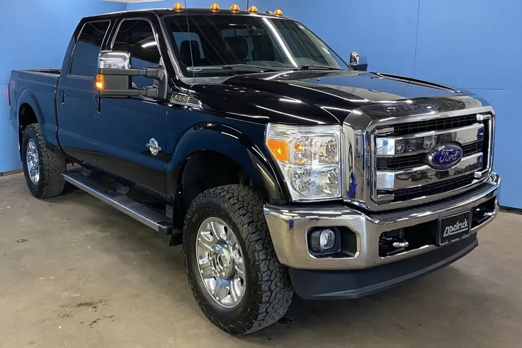 2016 Ford F-350 Lariat photo 1