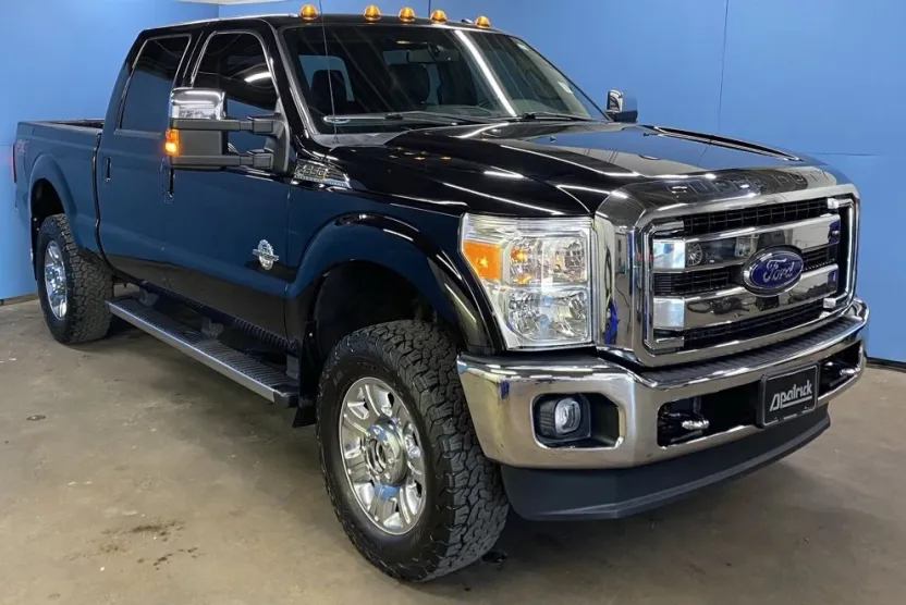2016 Ford F-350 Lariat photo 1
