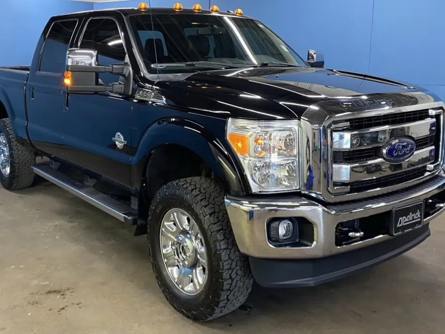 2016 Ford F-350 Lariat photo 1