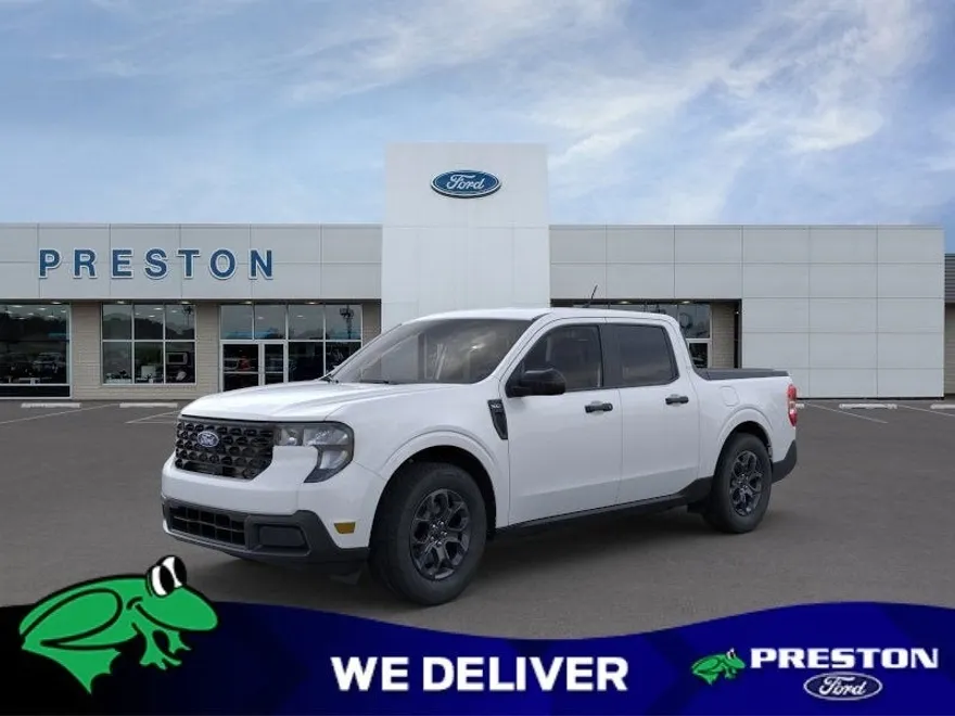2025 Ford Maverick XLT photo 1