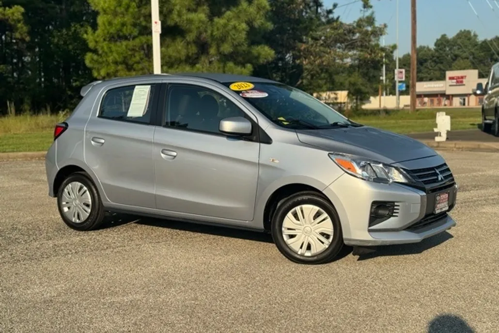 2023 Mitsubishi Mirage ES photo 1