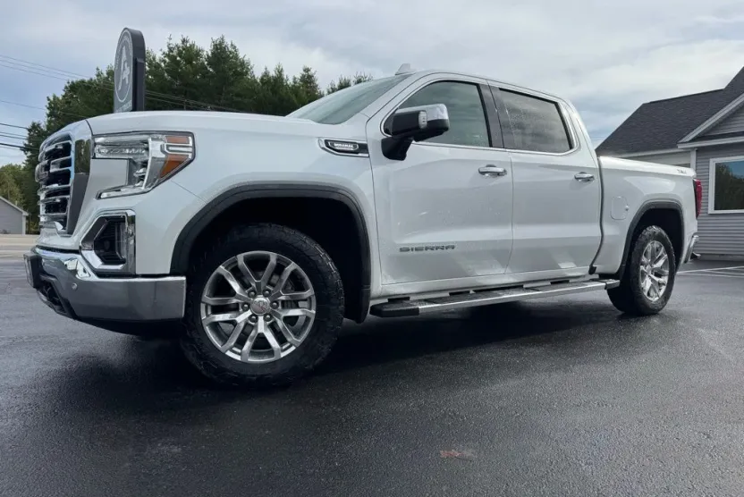 2021 Gmc Sierra 1500 SLT photo 1