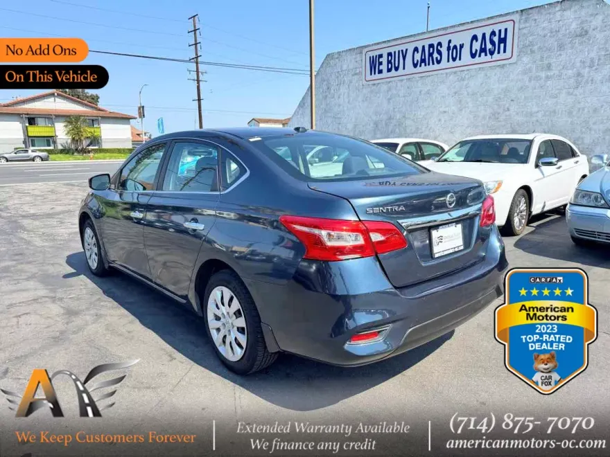2016 Nissan Sentra SV photo 1