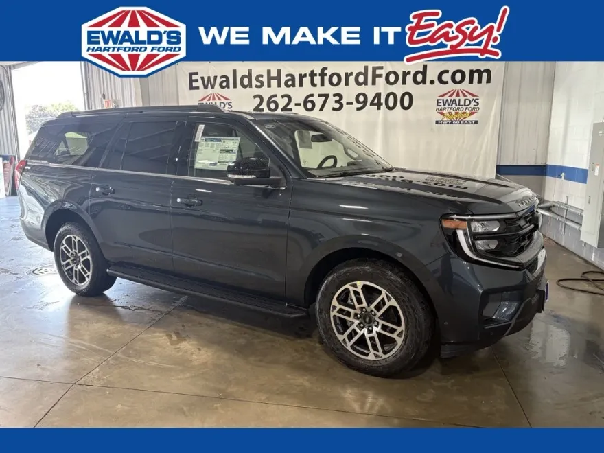 2025 Ford Expedition MAX photo 1