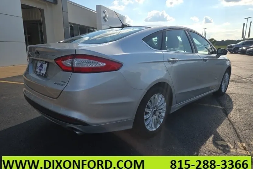 2013 Ford Fusion Hybrid SE photo 1