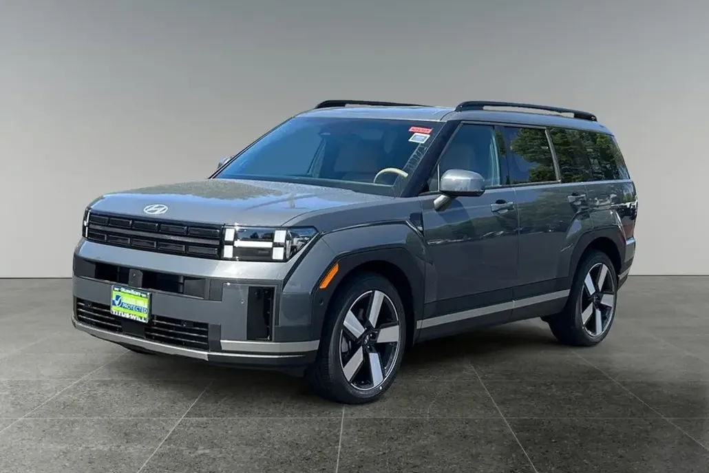 2025 Hyundai Santa Fe Limited photo 1