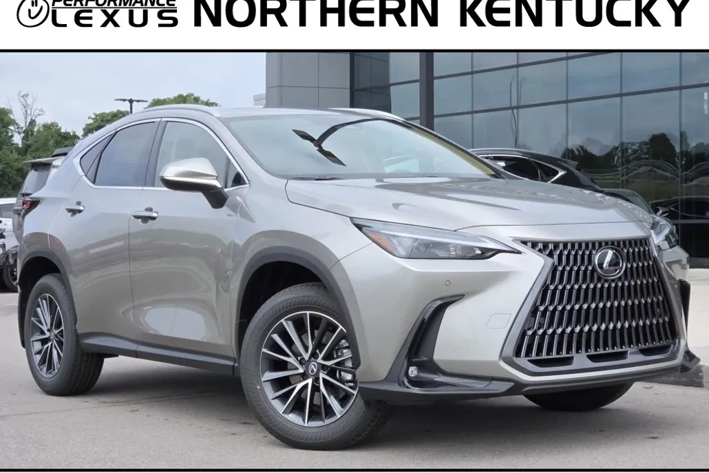 2026 Lexus NX 350h photo 1