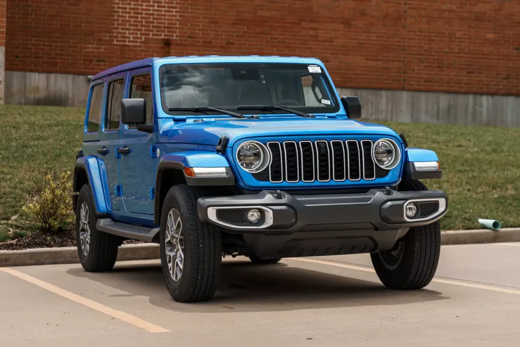 2024 Jeep Wrangler Sahara photo 1