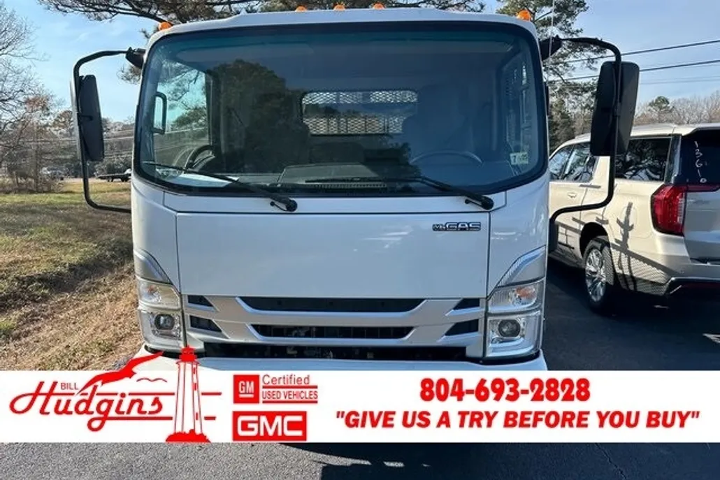 2024 Isuzu NPR photo 1