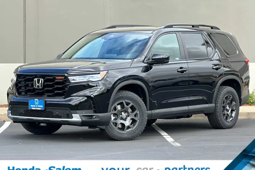 2025 Honda Pilot TrailSport photo 1