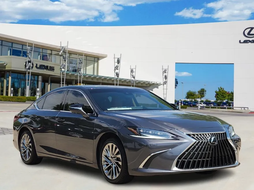 2024 Lexus ES 300h Ultra Luxury photo 1