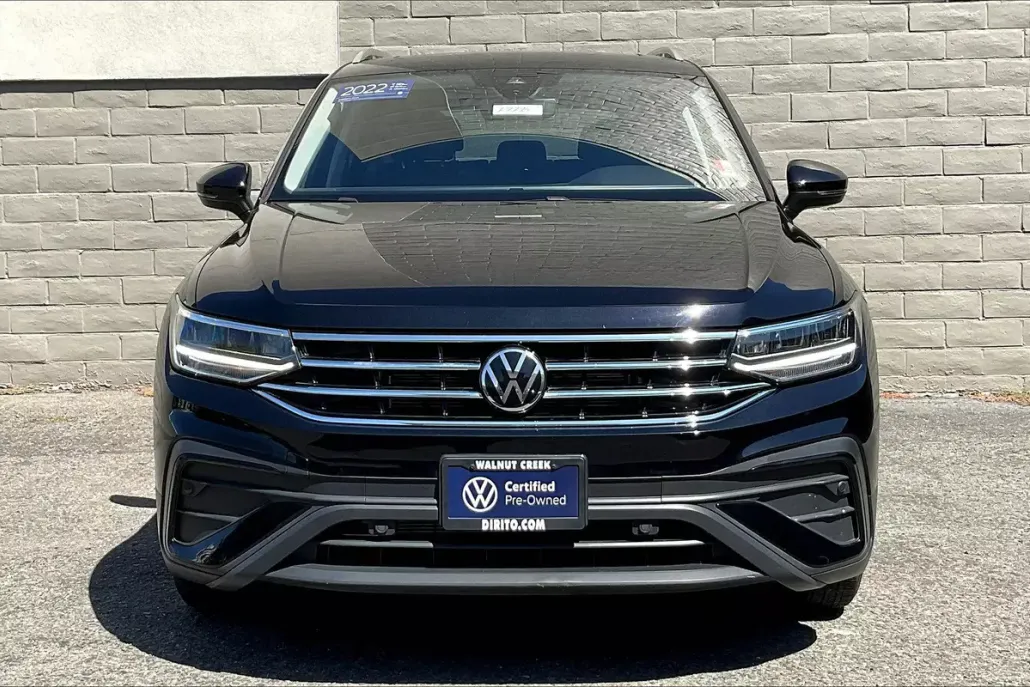 2022 Volkswagen Tiguan SE photo 1