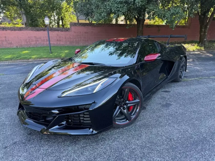 2024 Chevrolet Corvette E-Ray 3LZ photo 1