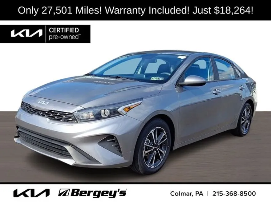 2022 Kia Forte LXS photo 1