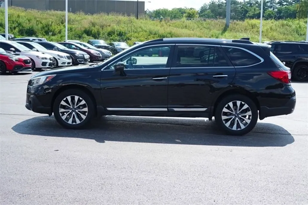 2018 Subaru Outback 3.6R photo 1