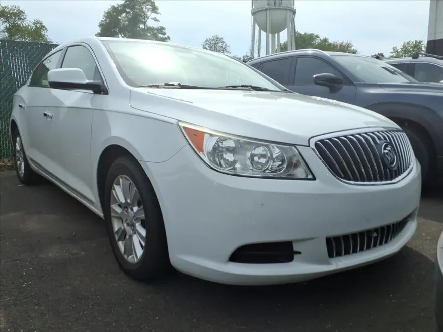 2013 Buick LaCrosse Base photo 1