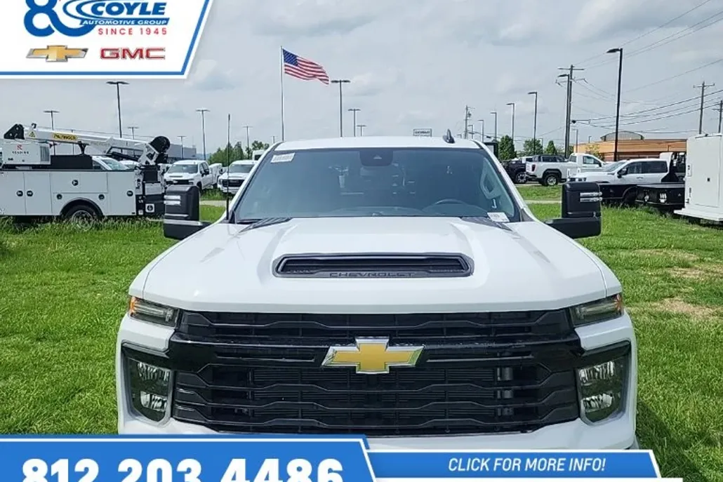 2024 Chevrolet Silverado 2500HD photo 1