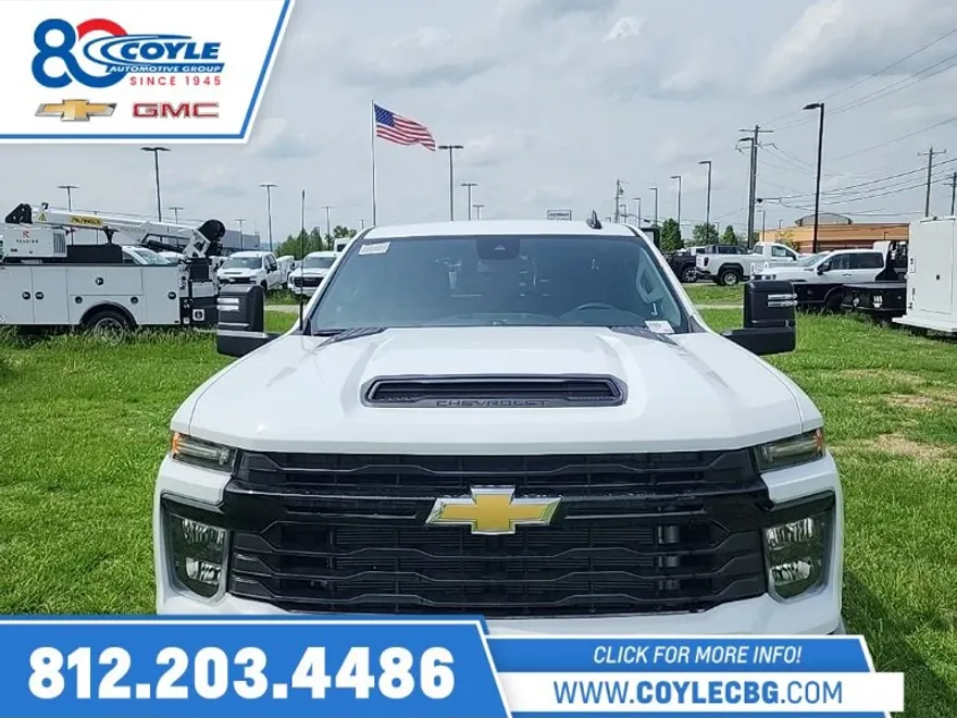 2024 Chevrolet Silverado 2500HD photo 1