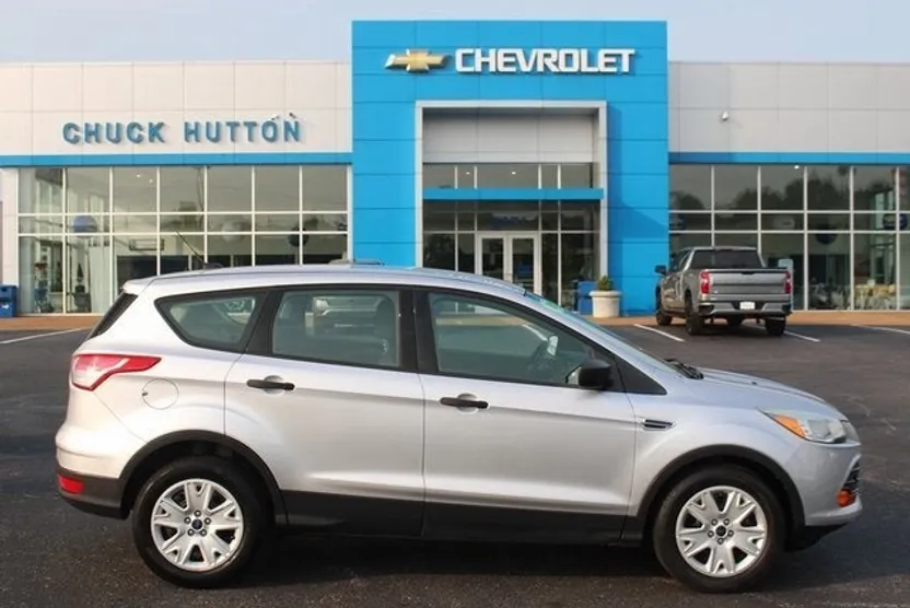 2015 Ford Escape S photo 1