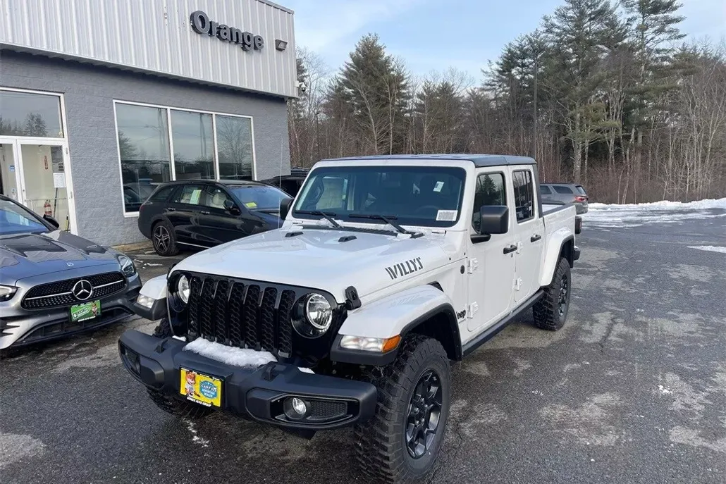 2023 Jeep Gladiator Willys photo 1